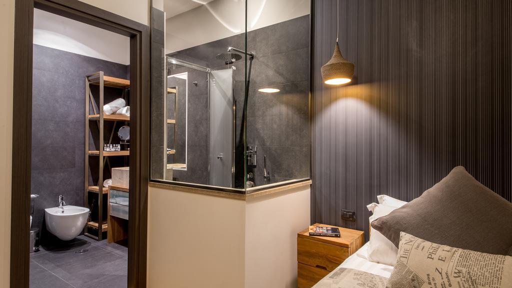 Qt Suites Roma Pokoj fotografie